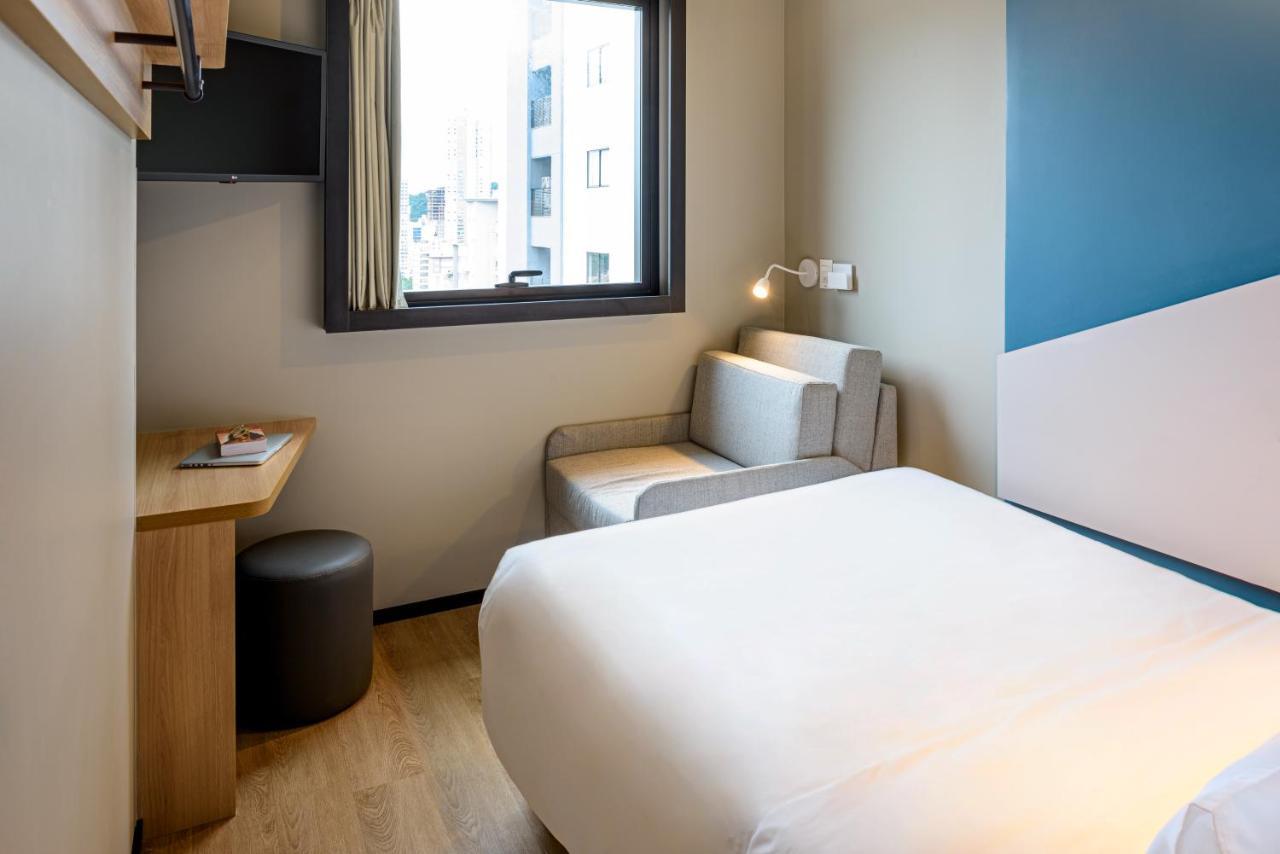 Ibis Budget Balneário Camboriú Extérieur photo